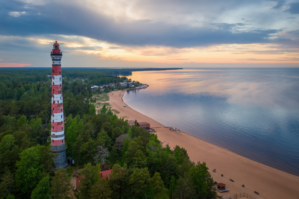 Маяки в пригородах Петербурга